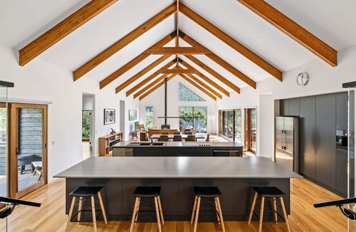 Wandiligong House | Edelweiss - Wandiligong