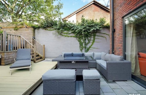 Salford House | Eden at The Heim Residences