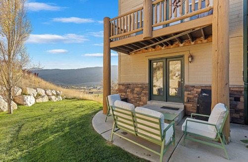 Eden Condo | Eden Corner Unit Near Powder Mountain Snowbasin and Pineview Reservoir