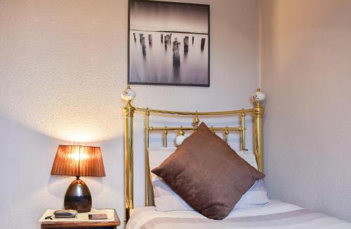 Cerne Abbas House | Eden Cottage