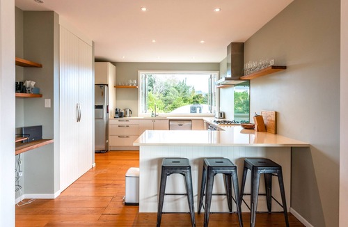 Onetangi House | Eden Escape Onetangi