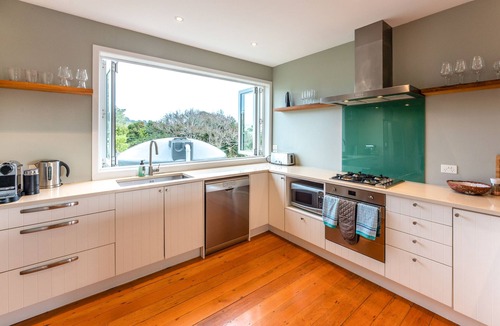 Onetangi House | Eden Escape Onetangi