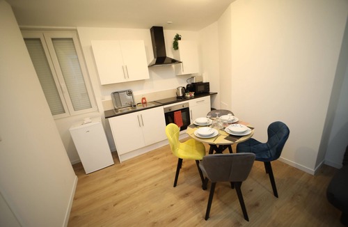 Cambrai Apartment | Eden I, Le Spacieux