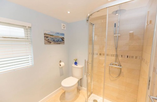 Saint Blazey House | Eden Lodge (with private hot tub)