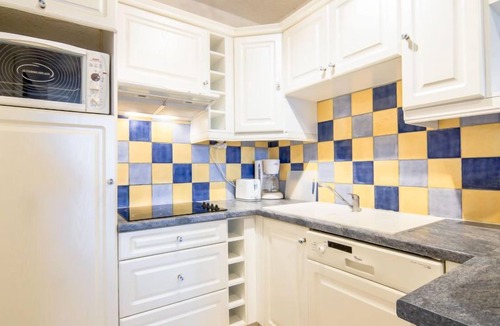 Saint-Tropez Apartment | Eden Parc by Interhome