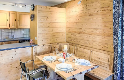 Saint-Pierre-de-Clages Apartment | Eden Roc 53 by Interhome