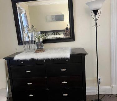 Windsor Apartment | Eden's Cozy Oasis