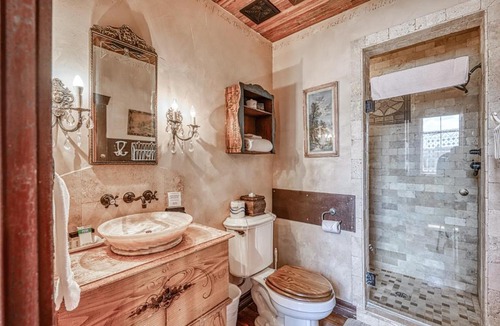 Fredericksburg House | Eden's Gate
