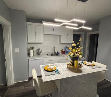 East Hartford Apartment | Eden's Lodge