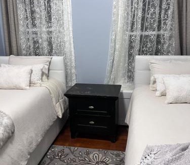 East Hartford Apartment | Eden's Lodge