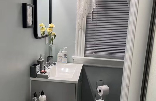 East Hartford Apartment | Eden's Lodge