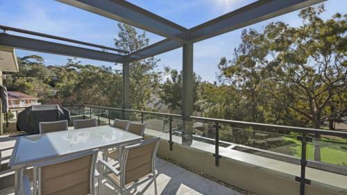 Avoca Beach House | Edge luxury apartment - Close to beach