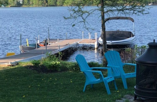 Saint-Claude Ski Chalet | Edge of Lake Boissonneault - Spa - Aviron