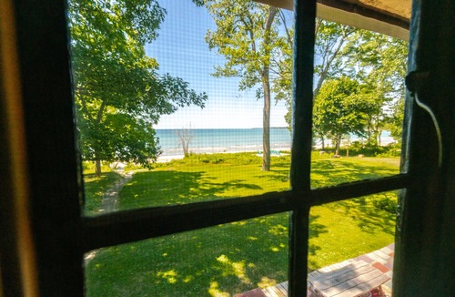 Fort Erie House | Edgemere Escape – Outstanding beach