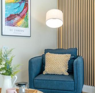 Burnt Oak House | Edgeware Home 4 Bedroom House-Free Parking