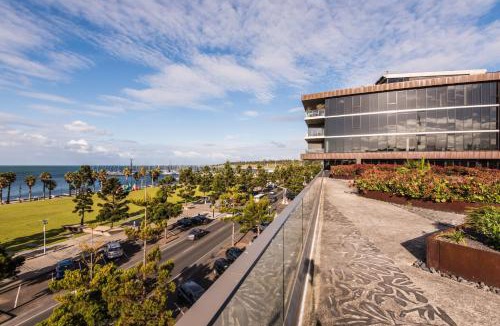 Geelong Apartment | Edgewater 108