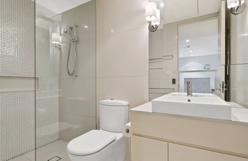 Geelong Apartment | Edgewater 207