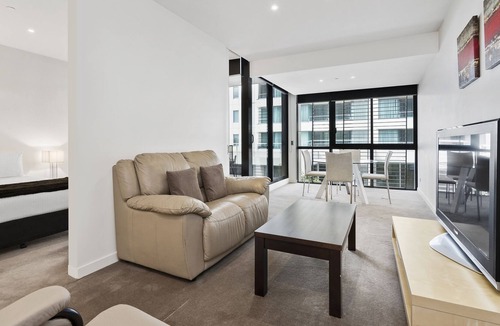 Geelong Apartment | Edgewater 207
