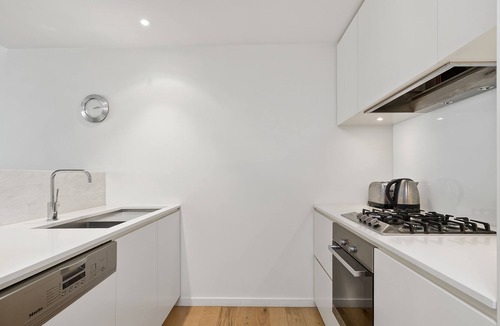Geelong Apartment | Edgewater 207