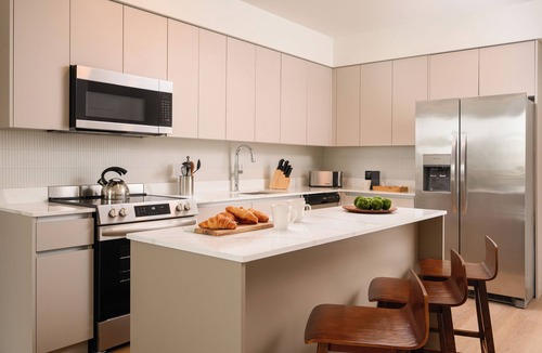 Midtown Apartment | Edgewater 2BR Luxury Suite | Balcony + Pool & Gym | Sense28 by AvantStay
