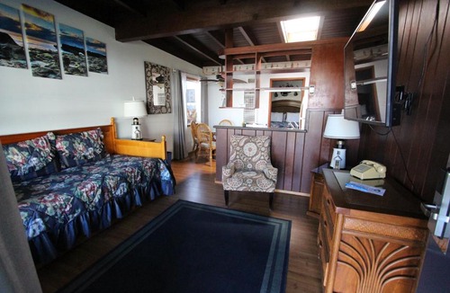 Westside Santa Cruz Hotel | Edgewater Beach Inn & Suites