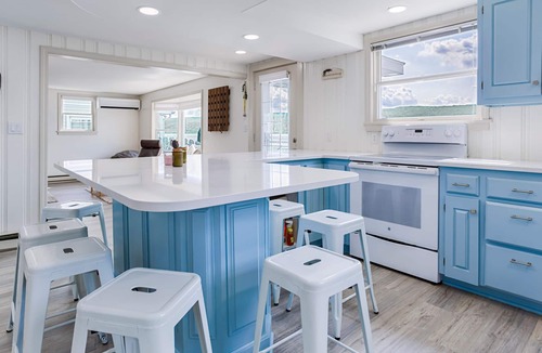 Penn Yan House | Edgewater Escape - Beautifully Remodeled Cottage on Keuka's East Side!