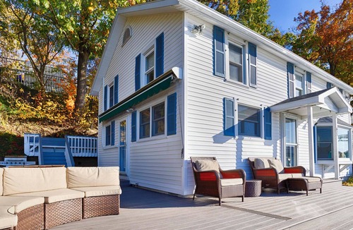 Penn Yan House | Edgewater Escape - Beautifully Remodeled Cottage on Keuka's East Side!