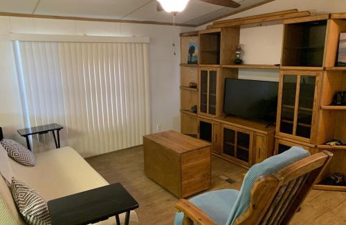 Port Lavaca House | Edgewater Getaway