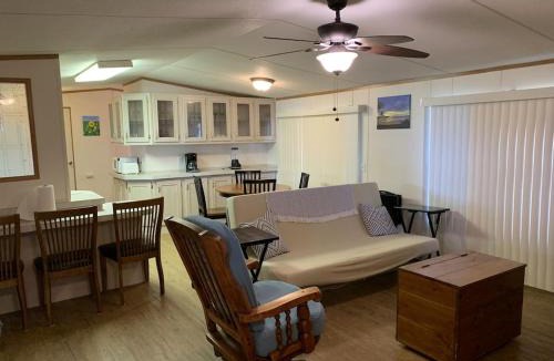Port Lavaca House | Edgewater Getaway