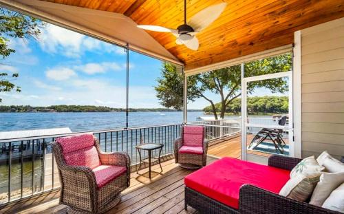 Shawnee Bend House | Edgewater-Lakefront 3 BD25BADeckDockGril-16P