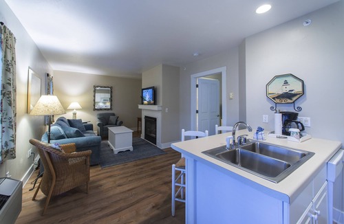 Ephraim Hotel | Edgewater Resort