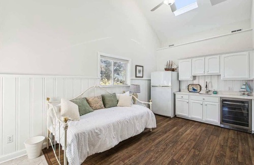 Selby-on-the-Bay House | Edgewater's Shelby on the Bay