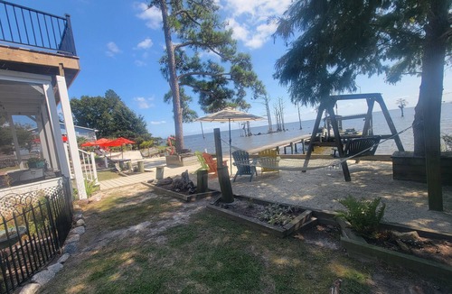 Hertford Apartment | Edgewater "The Landing" Coastal 3 bedroom Duplex. Private beach, Relax and enjoy