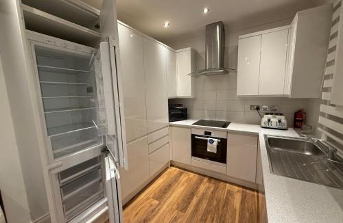 Edgware Apartment | Edgware Bright 2 Bedrooms,
