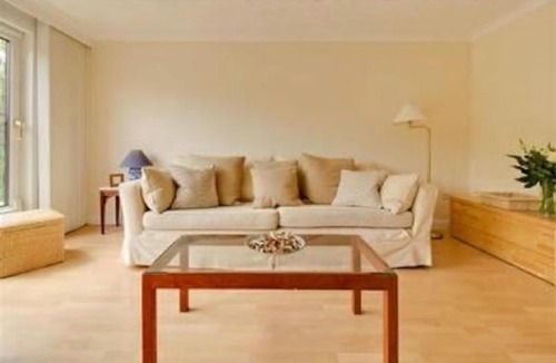 Morningside Apartment | Edin Morningside Apt