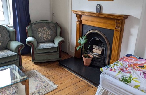 Newington Apartment | Edinburgh Marchmont Meadows Flat.