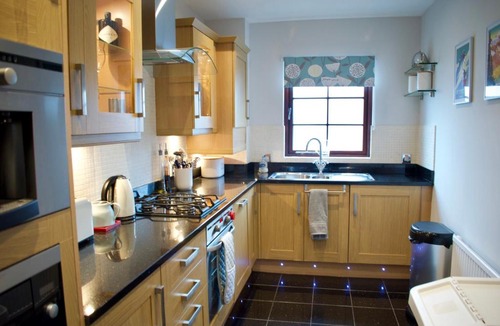 Craigleith Apartment | Edinburgh Top Floor Flat