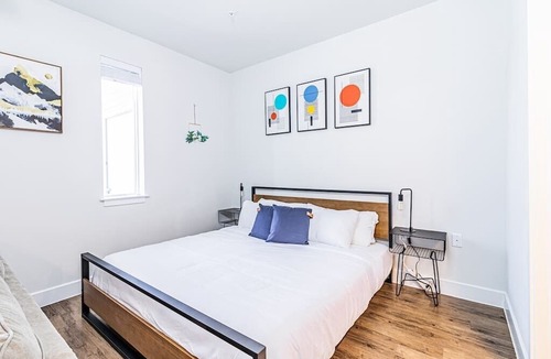 East Riverside - Oltorf Apartment | Edison 1207 in Austin