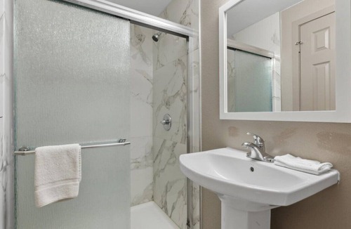 Edison Hotel | Edison Motor Lodge