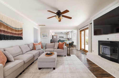 Edmond House | Edmond Home: Hot Tub & 2 Kings by OC