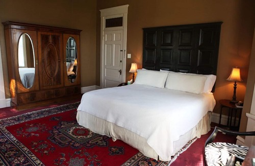 Helena Bed & Breakfast | Edwardian Inn