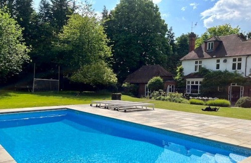 Farnham Villa | Edwardian villa with heated pool