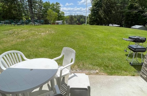 Wolfeboro Apartment | Efficiency 2-Piping Rock Resort