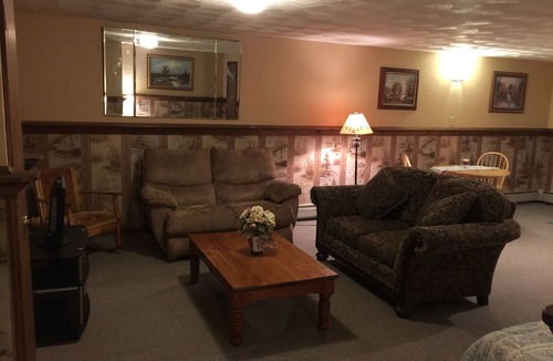 Dryden Apartment | Efficiency Apt between Cornell, SUNY Cortland -Handicap Accessible