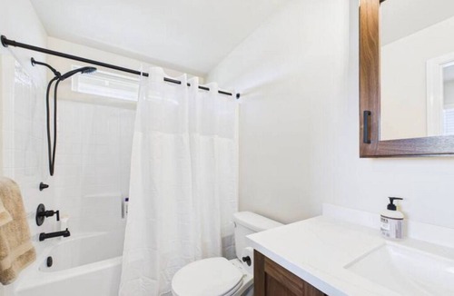 McKinleyville House | Efficiency Flat