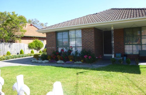 Springvale South House | Effie Court