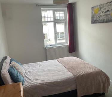 Gillingham Apartment | EG premier lodge