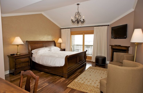 Fenelon Falls Hotel | Eganridge Resort, Golf Club & Spa