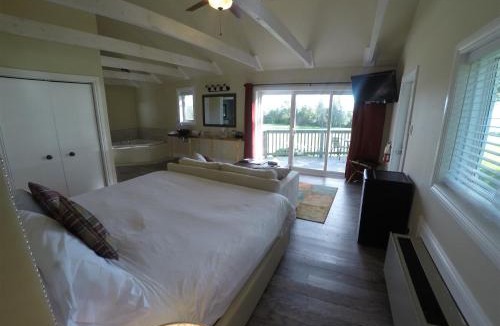 Fenelon Falls Hotel | Eganridge Resort, Golf Club & Spa