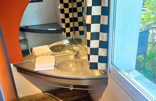 Sarcelles Hotel | Egg Hotel Sarcelles